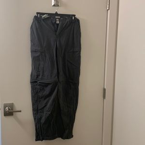REI kids hiking pants. Zip off at knees. No rips.